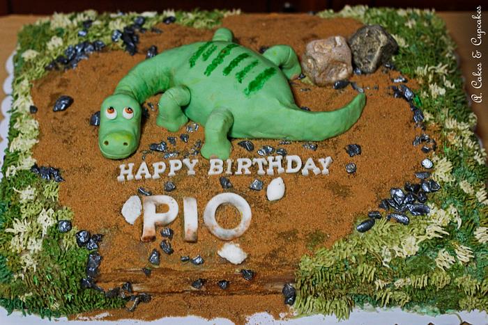 Good dinosaur cake