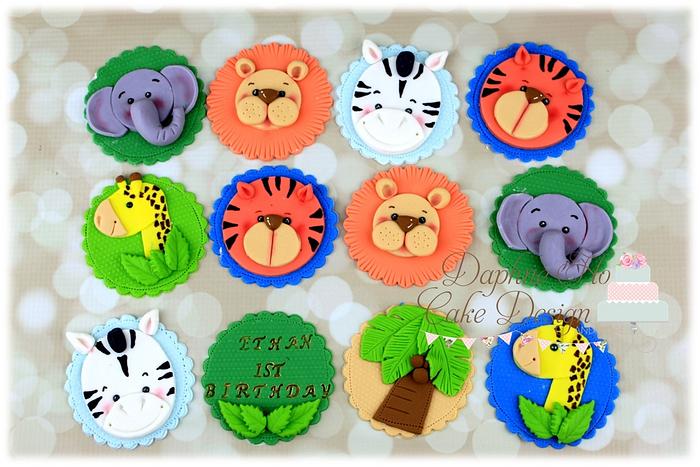 Safari jungle theme cupcakes