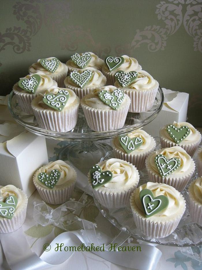 Cupcake wedding favours