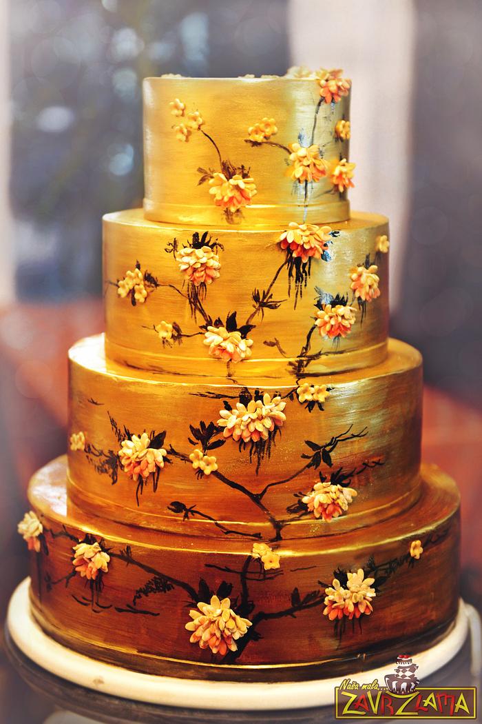Japanese Gold Wedding Cake