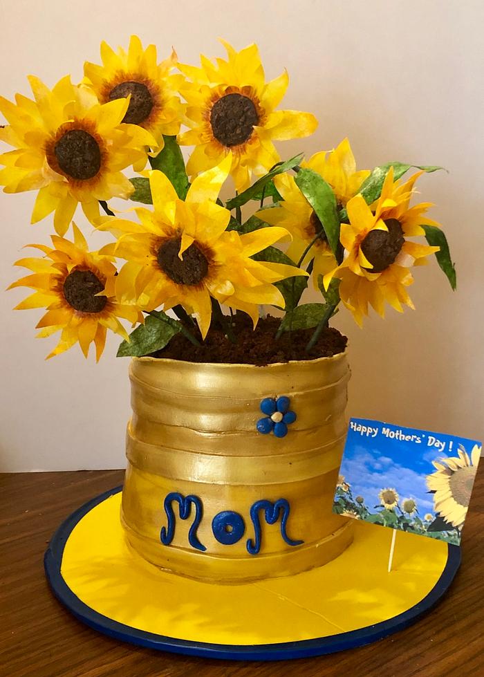 Mother’s Day Sunflower Cake 