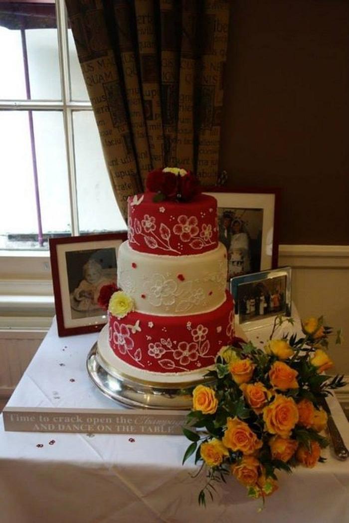 vintage wedding cake red and white