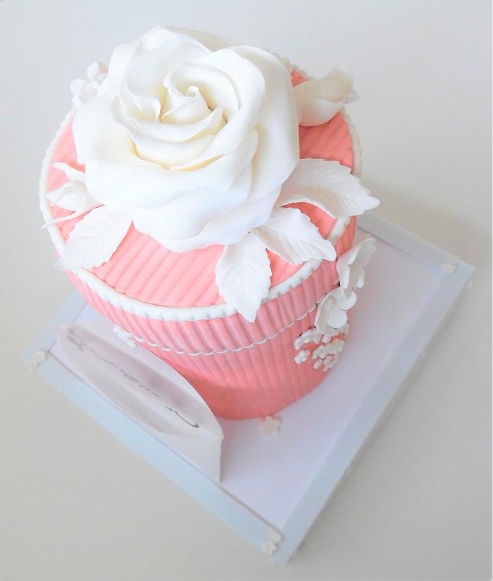 Pink box cake for Valentine's Day