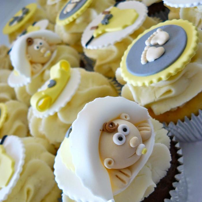 baby Shower Cupcakes 