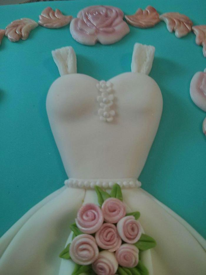 WEDDING DRESS CAKE