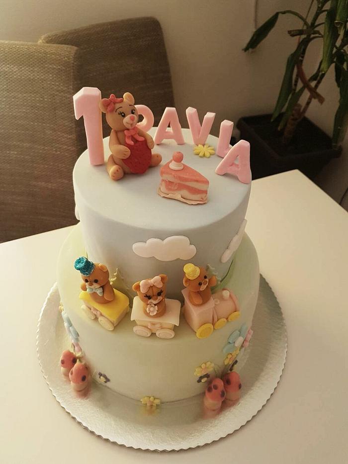 Tain bear cake