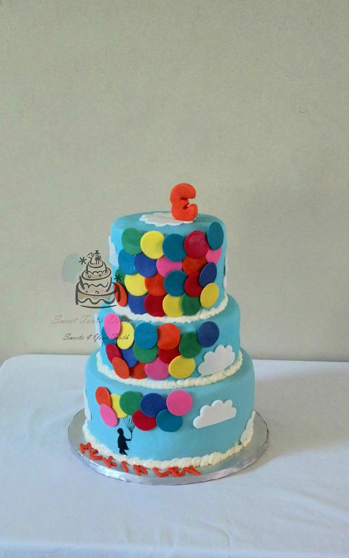 Up and Away Balloon Birthday Cake