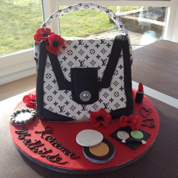 LV purse cake 