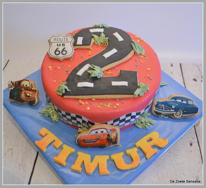 Cars Birthday cake with cookies !