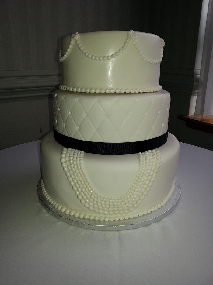 Diamonds & Pearl Themed Wedding Cake