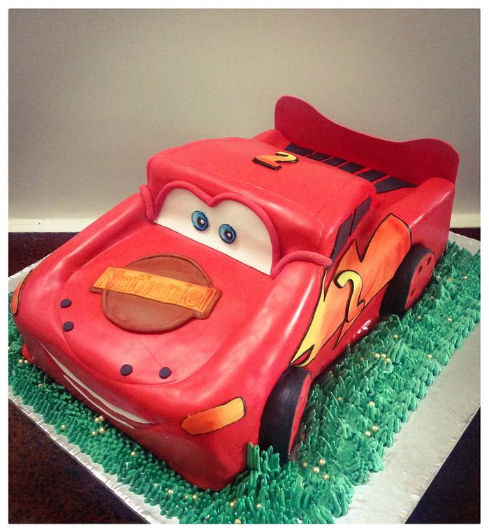 A McQueen Car cake
