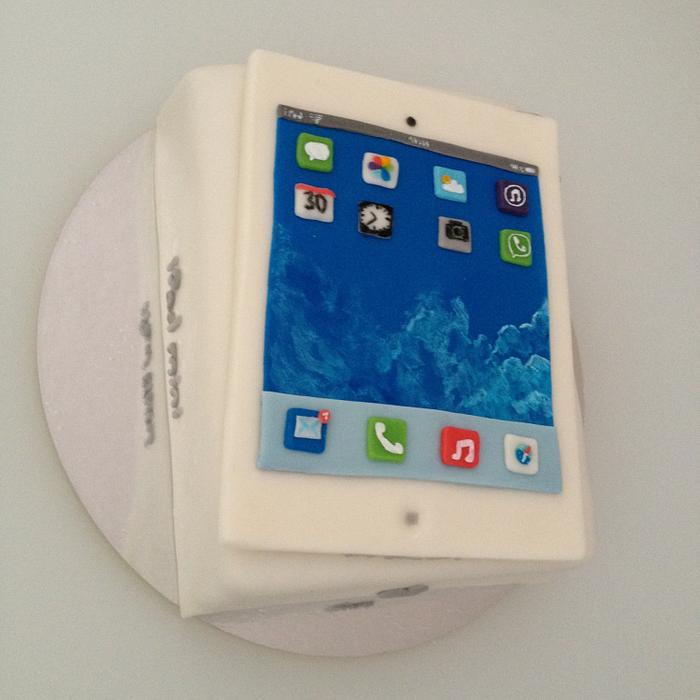 iPad mini cake