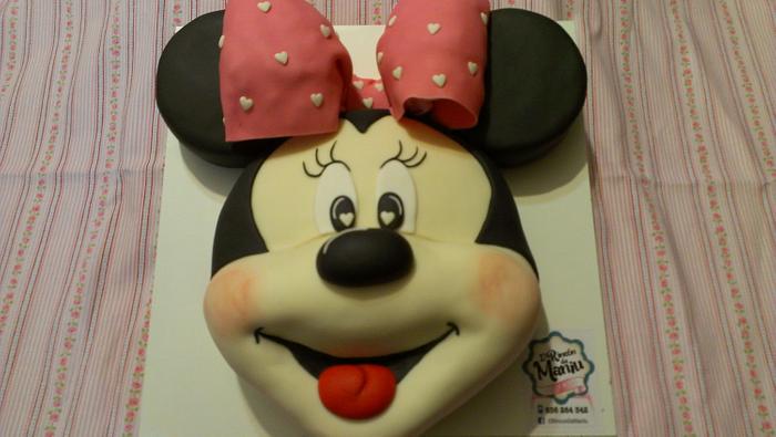 3D Minnie Mouse cake