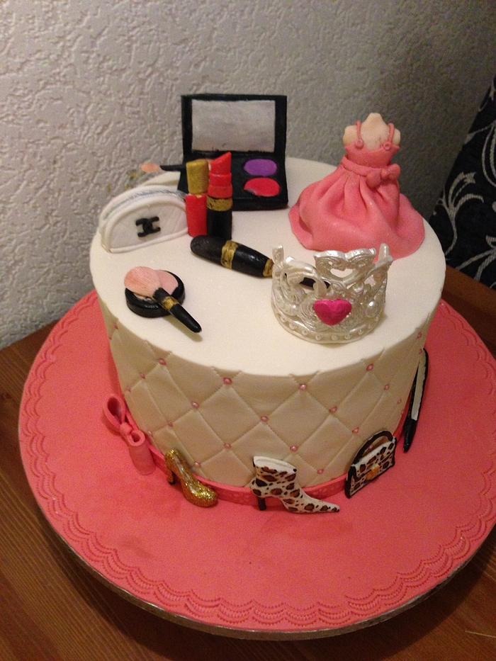 Fashionette cake