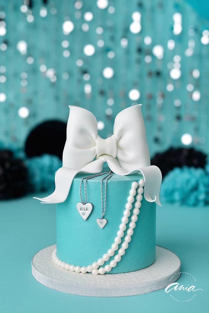 Tiffany Themed Cake