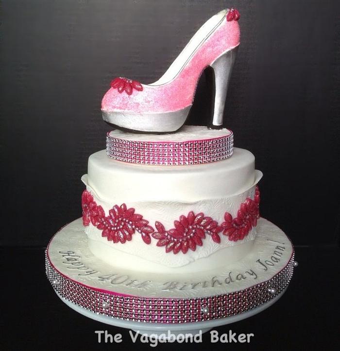 Pink Bling Shoe cake - Decorated Cake by The Vagabond - CakesDecor