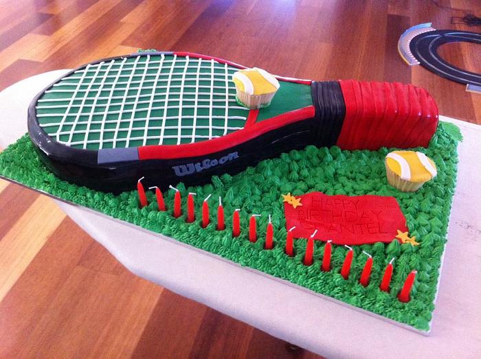 Tennis Racquet Cake