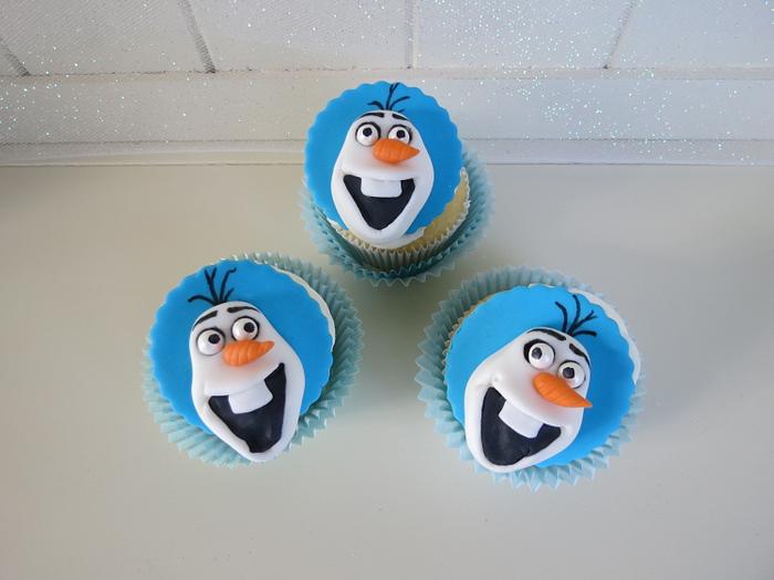 How to make Olaf cupcake toppers