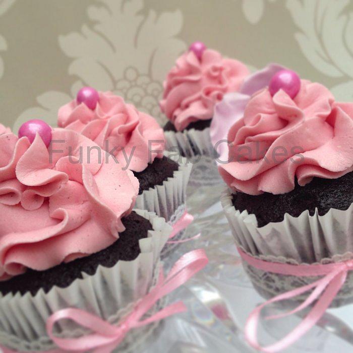 Chocolate Raspberry cupcakes with lace and bows