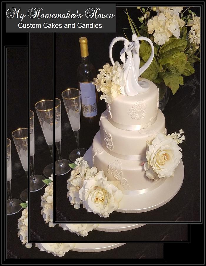 Ivory Lace  Wedding  Cake