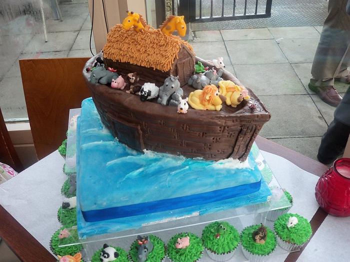 Noah's ark Christening cake and cupcakes 