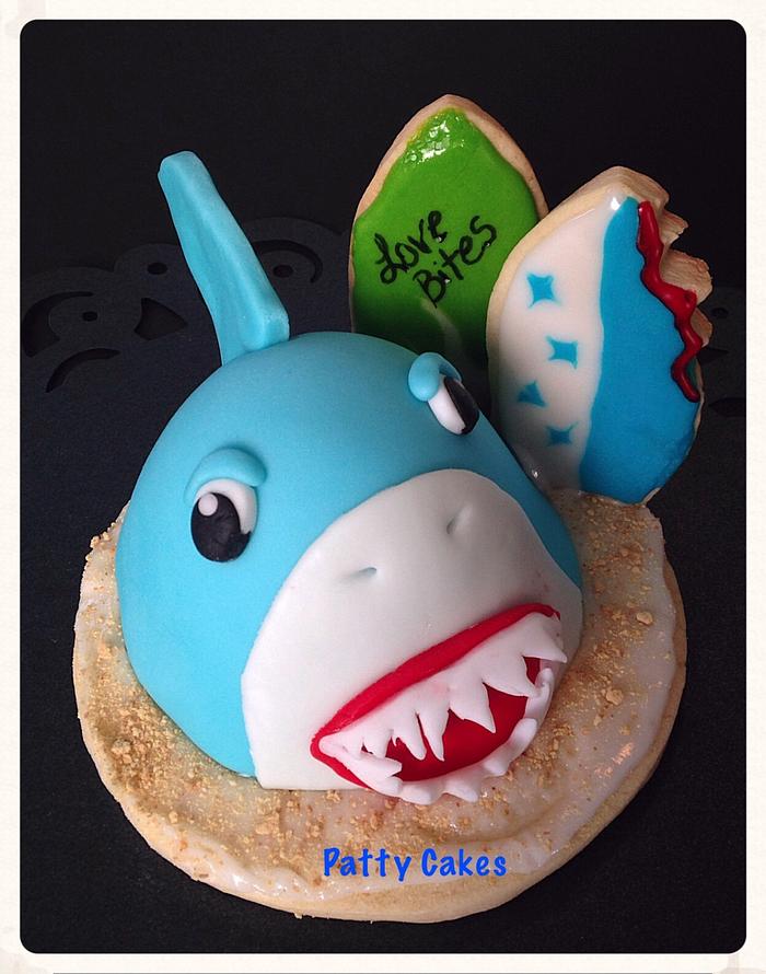 Shark Mini Cake