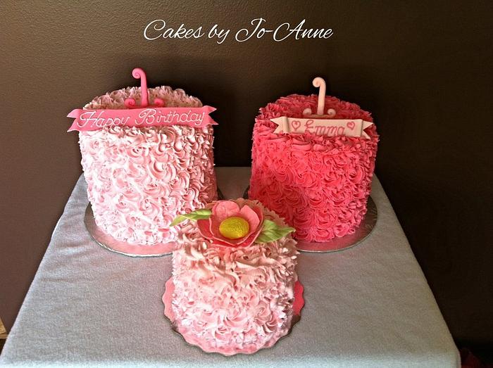 Shades of Pink Rose Swirl Cakes