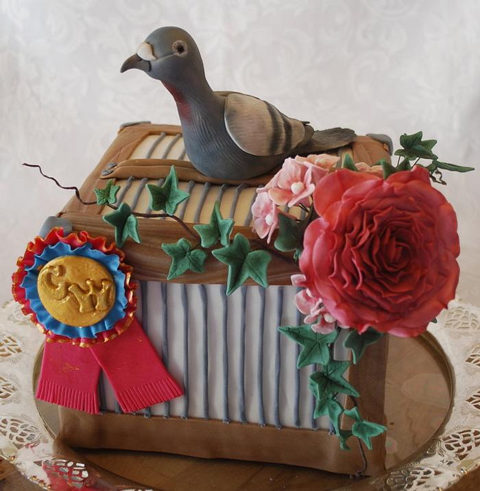 Carrier-pigeon-cage cake!