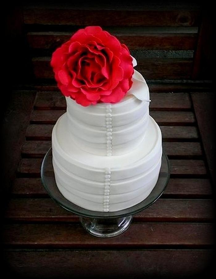 fuschia peony elopement wedding cake