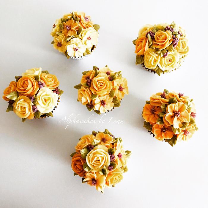 Floral cupcakes 🌸🧁🌸