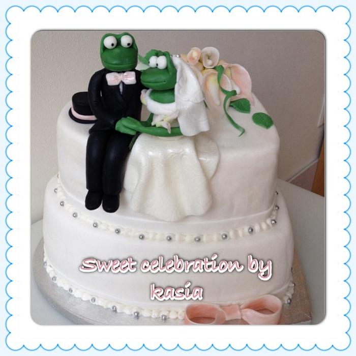 Wedding cakes - frogs