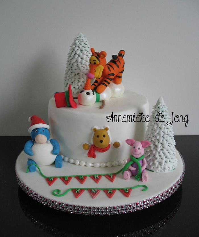 Pooh Christmas Cake