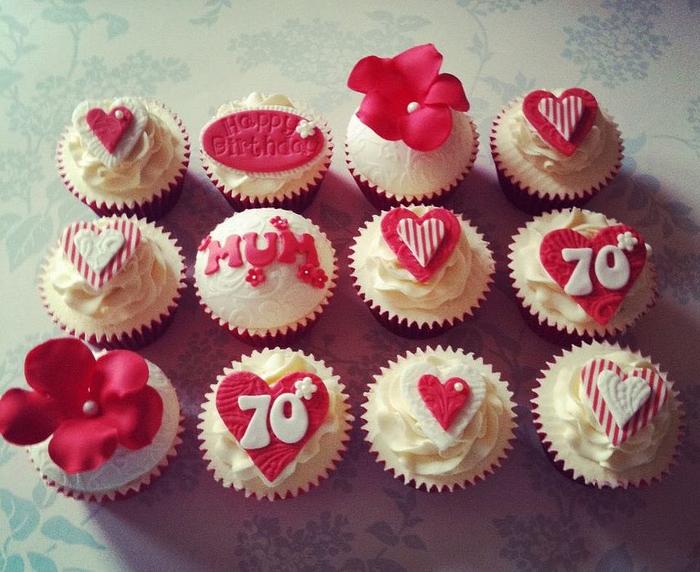 Red Heart Theme Birthday Cupcakes