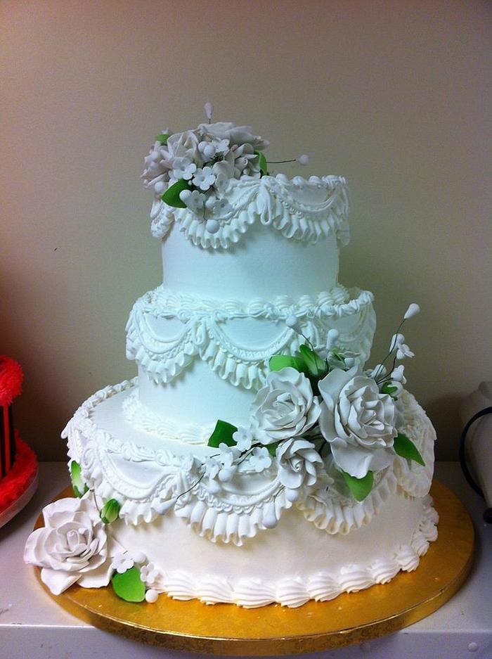 Old School Basic White Wedding Cake