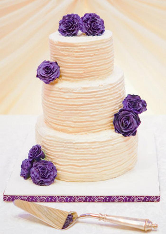 Simply Vintage Wedding Cake