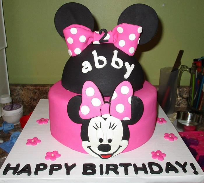 Abby's Minnie Mouse cake