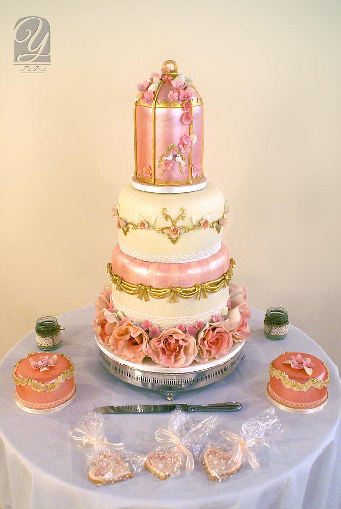 Golden Vintage Chic Wedding Cake