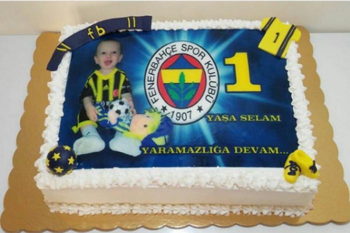 Classic cake for fenerbahce