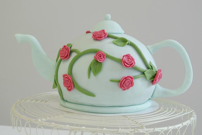 Teapot Cake 