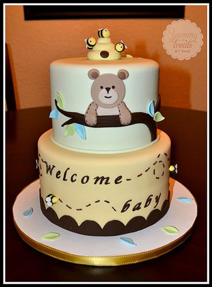 Bear and Bees babu Shower Cake