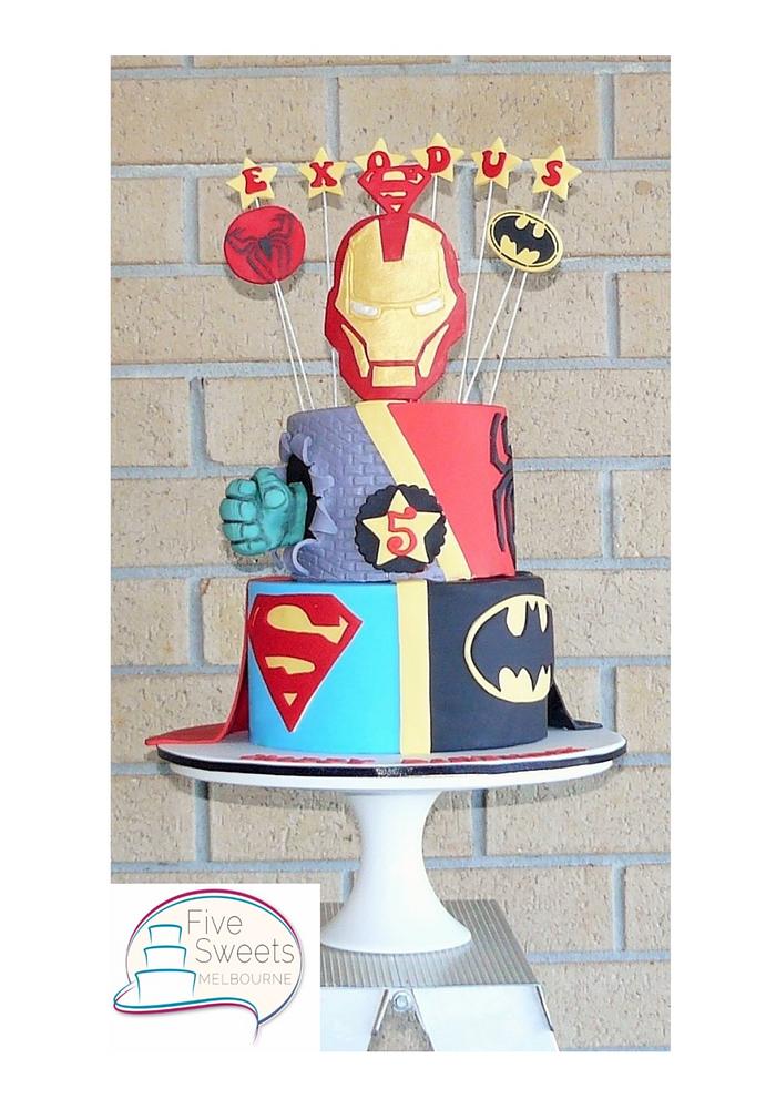 Superhereo cake 