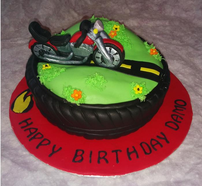 motorcycle cake