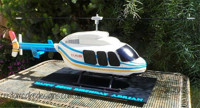 3D Helicopter with spinning propellors cake