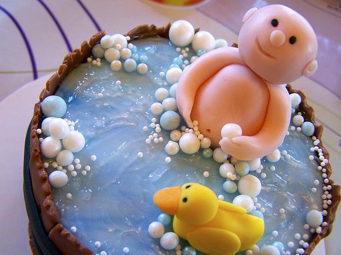 Bathtub Baby Shower Cake