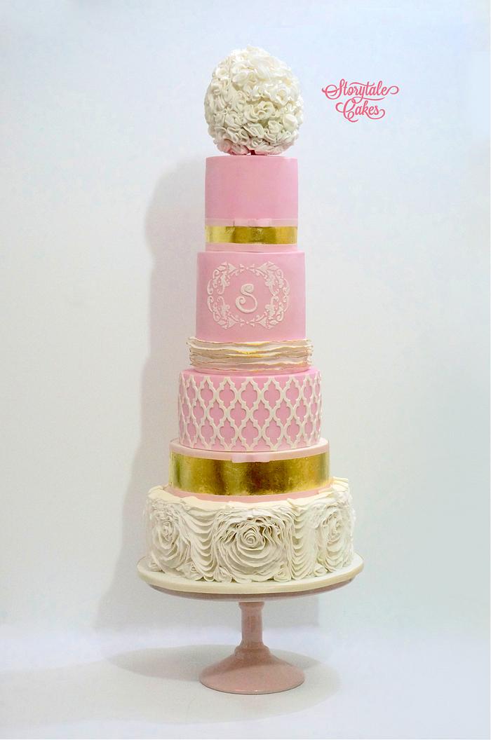 Ruffle ball Wedding cake 