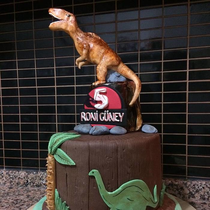 T-Rex Cake