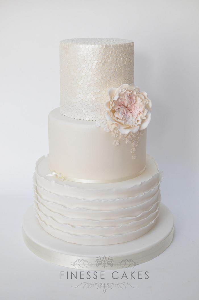 sequins wedding cake with david austin rose