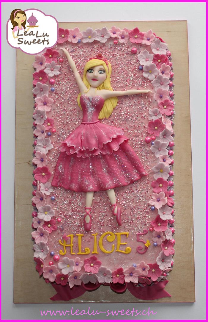 2 D Barbie in the Pink Shoes - Buttercream Cake 