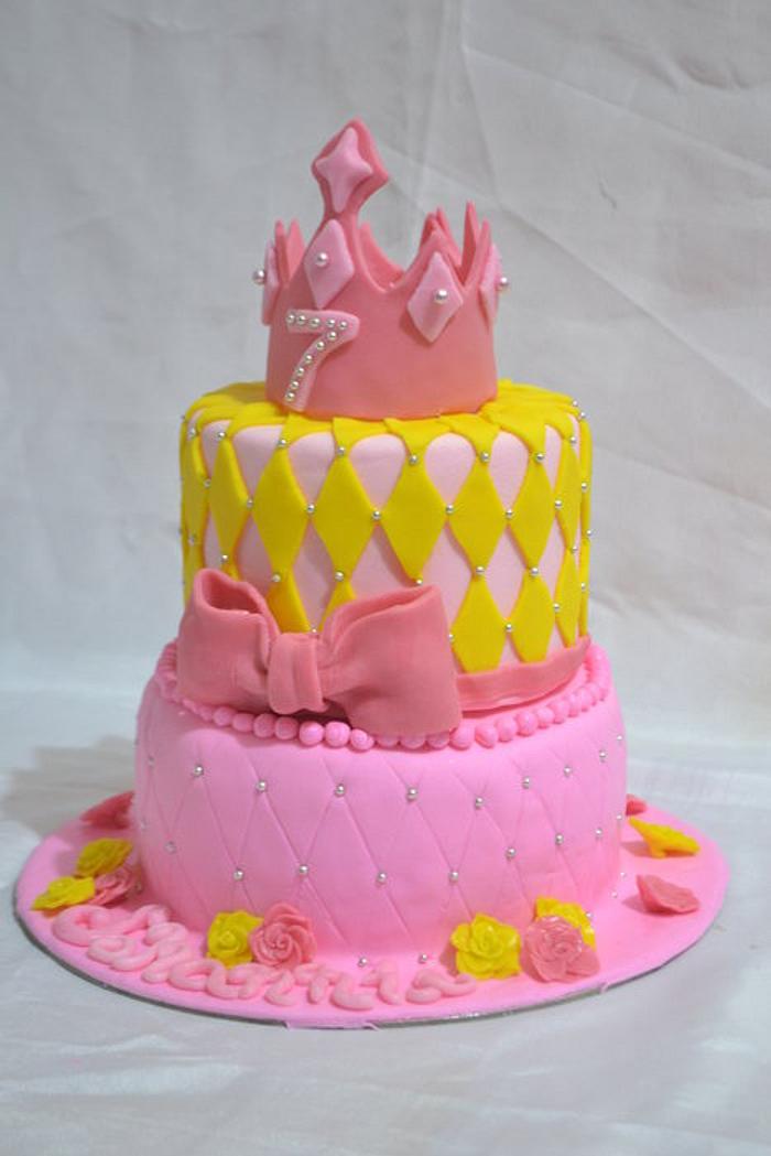 princess themed cake , princess cake