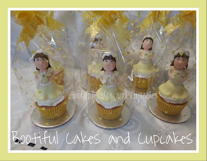 bridesmaid cupcakes